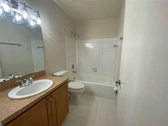 3rd image of 7064 SW 42nd Ct