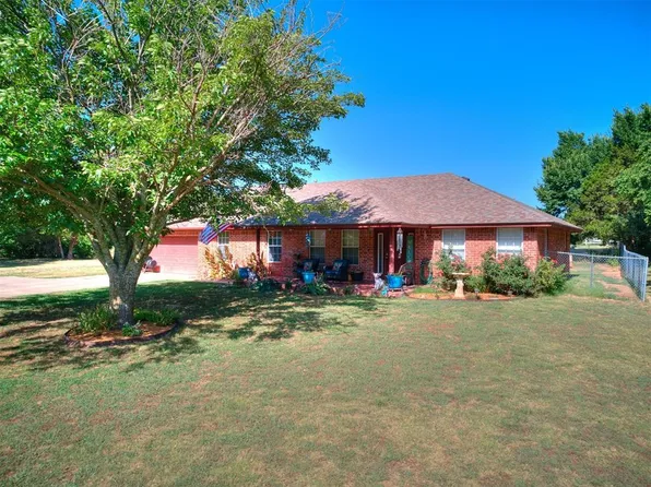 313 Morningside Dr, Noble, OK 73068