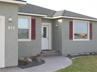 1133 Oregon St, Moses Lake, WA 98837