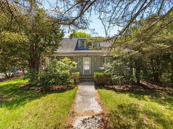 382 Winthrop St, Taunton, MA 02780