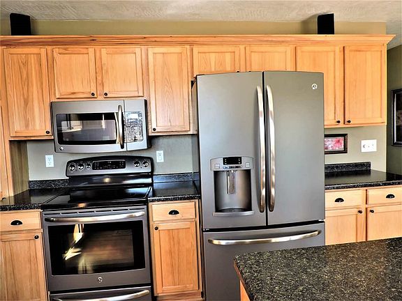 Newer kitchen appliances included!