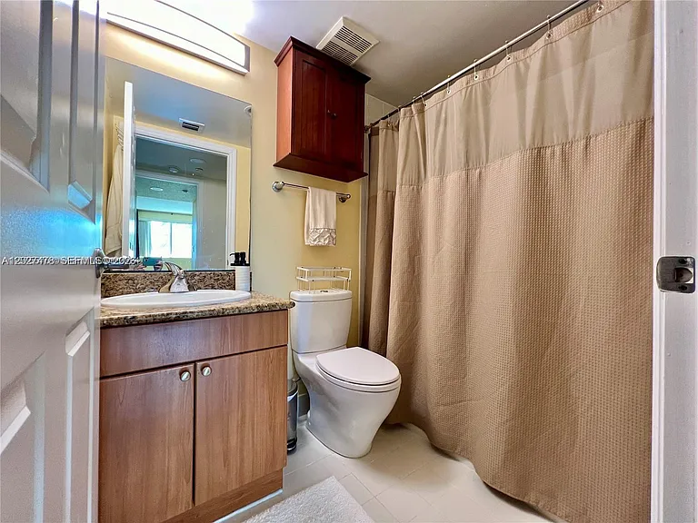 201 S Golden Isles Dr #306 — Photo 33