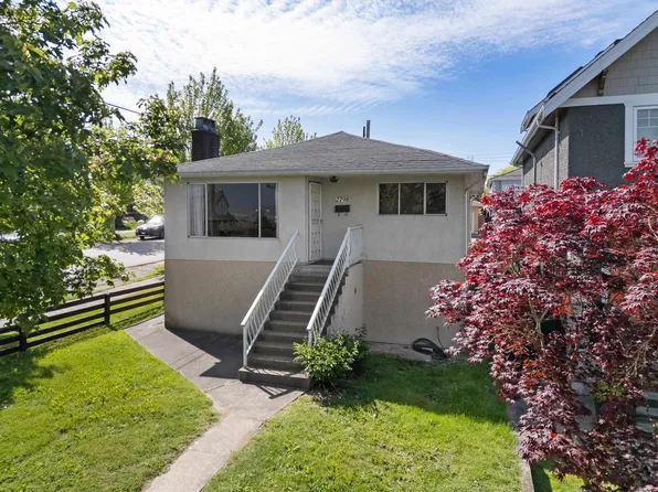 2798 E 24th Ave, Vancouver, BC V5R 1E4