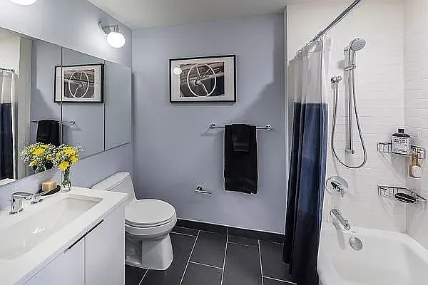 45 Hoyt St #25F — Photo 5
