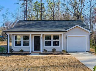 2412 Kings Cross Ct, Winston Salem, NC 27127