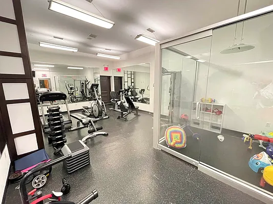 Rented by Queens Apartments Realty LLC | media 13