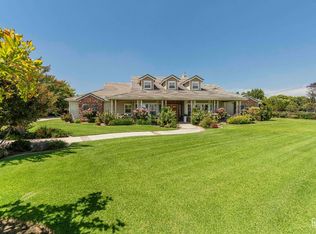 211 Moon Ranch St, Bakersfield, CA 93314