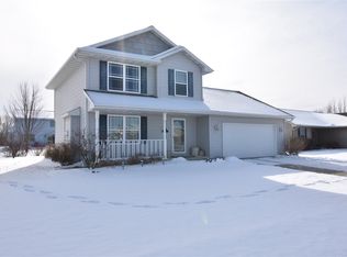 1120 Barbary Ln, Winneconne, WI 54986