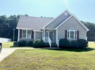 204 Bruton Craft Ln, Pinetops, NC 27864
