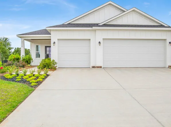 6271 Forest Pines Dr, Pensacola, FL 32526