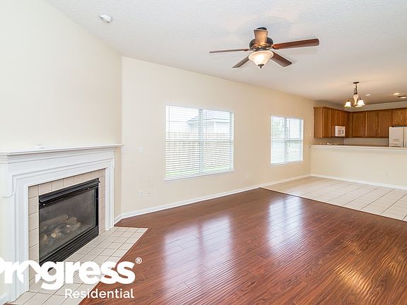 4th image of 1417 Greyfield Dr