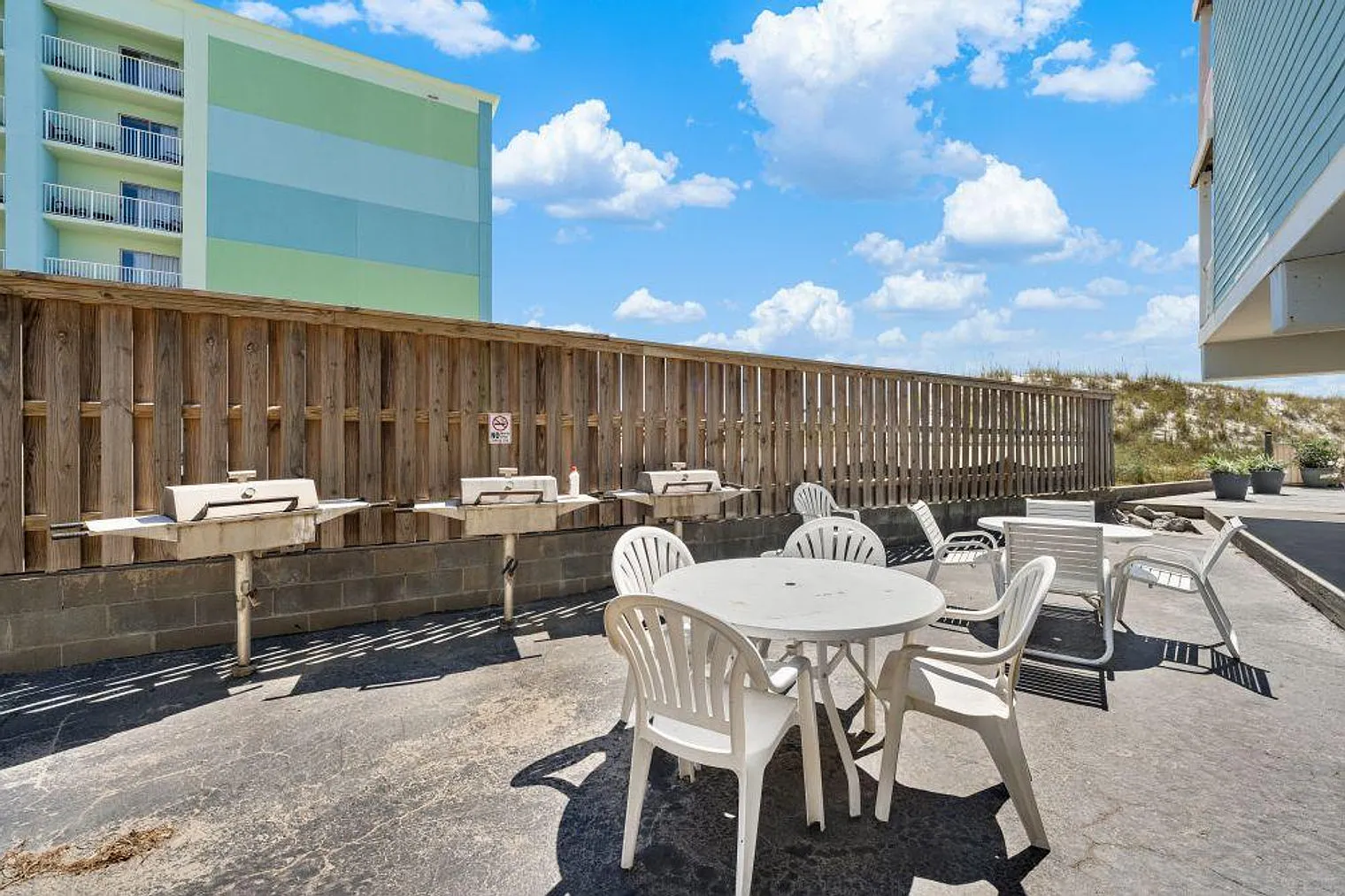 2 bed, 2.0 bath, 645 sqft, $3,019 — Photo 3