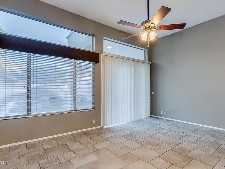 7057 W Greenbriar Dr — Photo 20