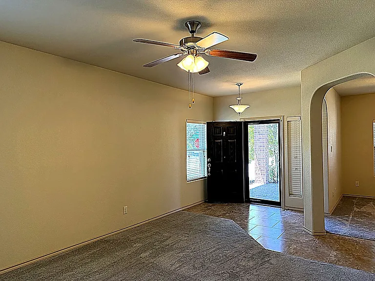 1800 Potrillo Ln — Photo 13