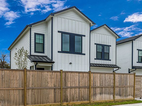 2nd image of 2720 Spence Rd