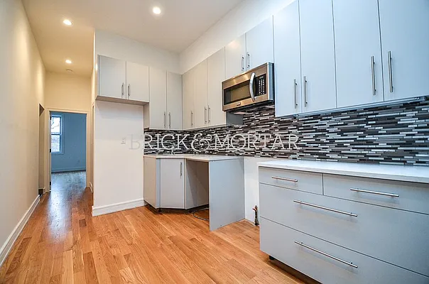 Rented by Brick&Mortar | media 2