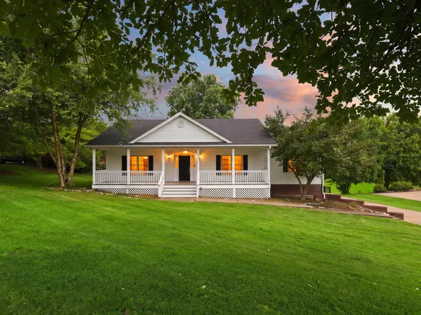 1035 Highview Dr, Lawrenceburg, KY 40342