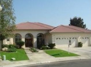 1004 Lisbury Ct, Bakersfield, CA 93311