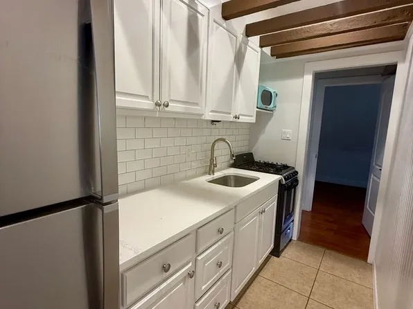 52 North Washington Street, 52 N Washington St APT 4, Tarrytown, NY 10591