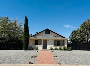 233 Maxine St NE, Albuquerque, NM 87123
