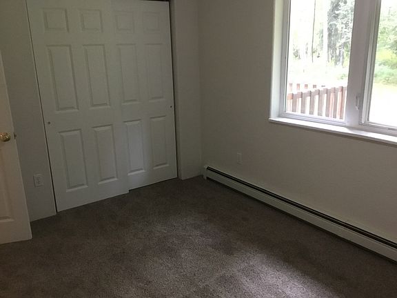 5th image of 464 Fabian Dr #466