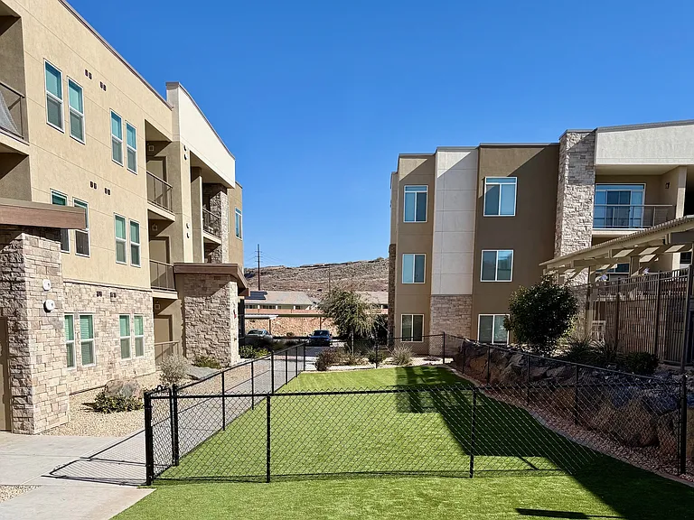 La Vida at Sienna Hills — Photo 24