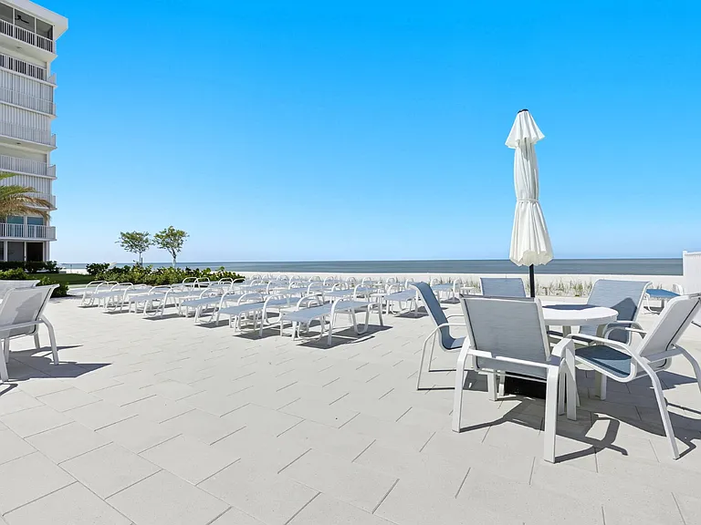 3443 Gulf Shore Blvd N #711 — Photo 26