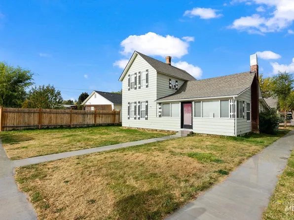 219 24th Ave S, Nampa, ID 83651