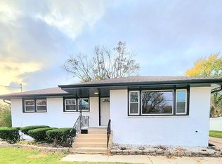 8630 Calumet Ave, Munster, IN 46321