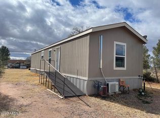1511 E 19th St, Douglas, AZ 85607