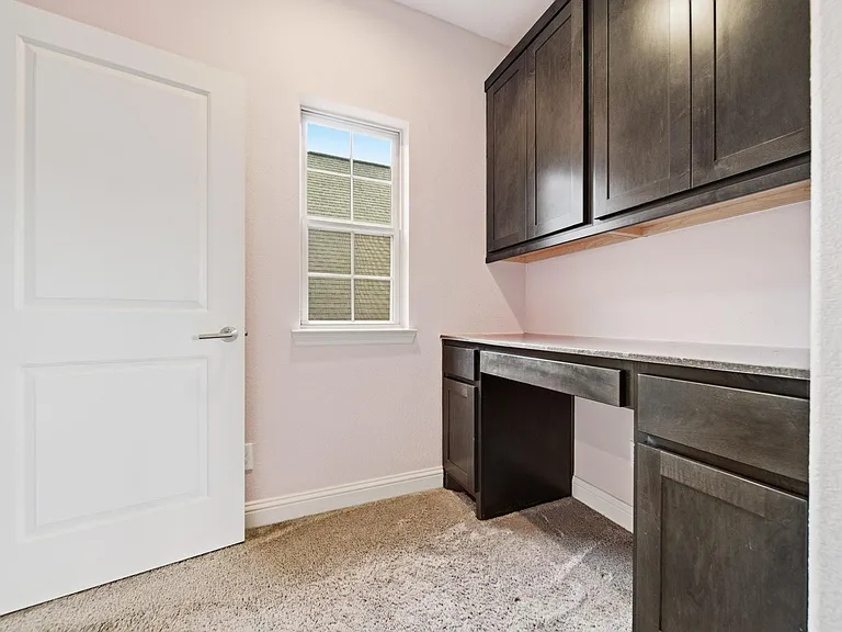 5735 Genoa Springs Ln — Photo 33
