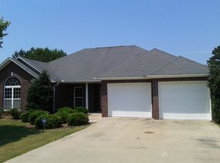 3 Ridgebrook Dr, Phenix City, AL 36869