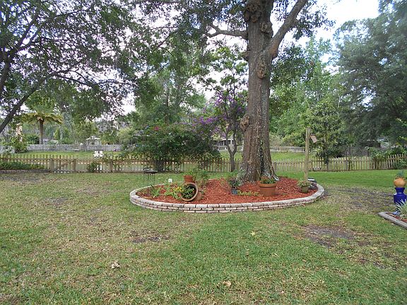 4th image of 4218 Weatherwood Estates Dr