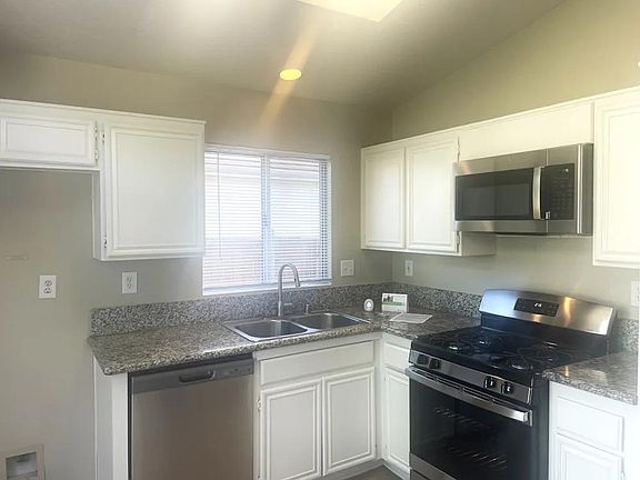 2nd image of 45327 Zuma Dr