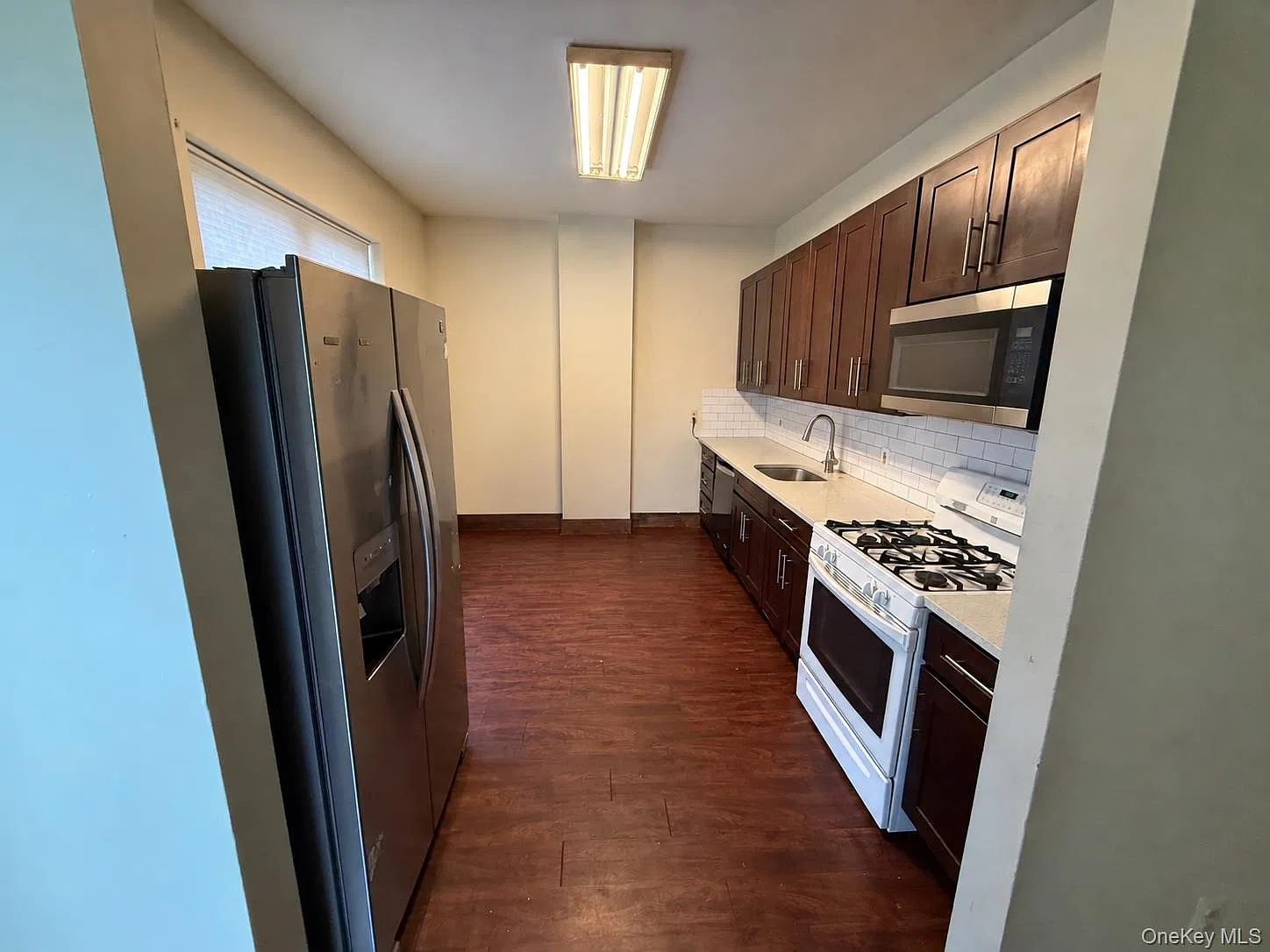 3 bed, 1.5 bath, 1100 sqft, $2,000 — Photo 4