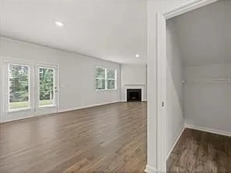 234 Barnwood Ln — Photo 6