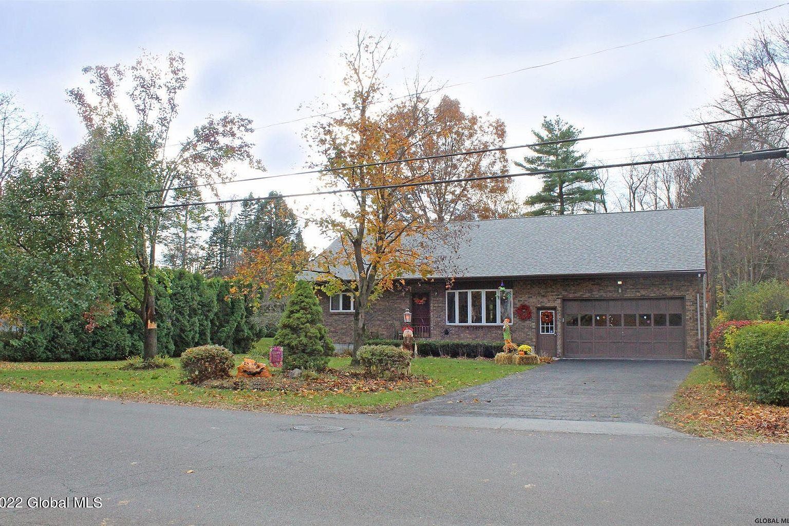 26 Bender Lane, Delmar, NY 12054 Zillow