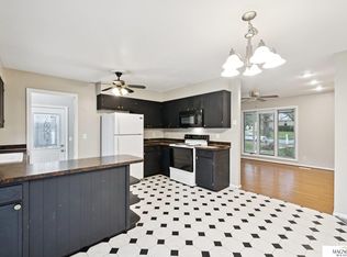 6338 Hartley St, Lincoln, NE 68507