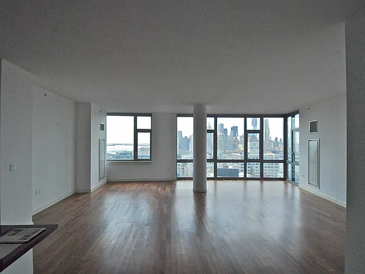 Sold by Sotheby's International Realty | media 1