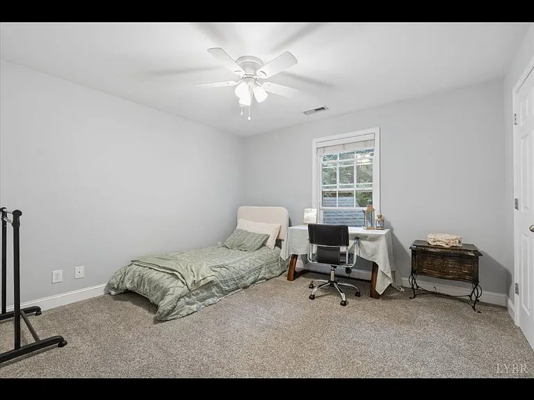 623 Wyndhurst Dr #210 — Photo 24