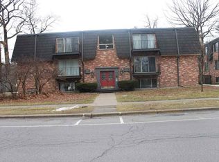 119 Fair St APT 8, Traverse City, MI 49686