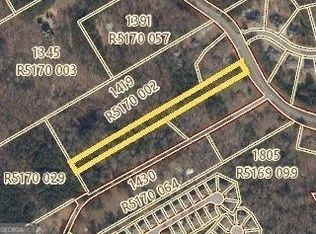 1429B Chandler Rd, Lawrenceville, GA 30045