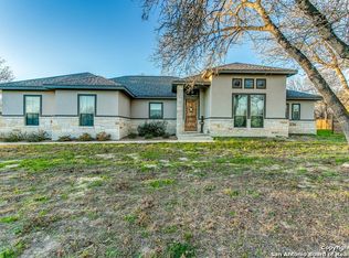 181 Sendera Xing, La Vernia, TX 78121