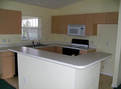 2nd image of 4471 SW Yamada Dr