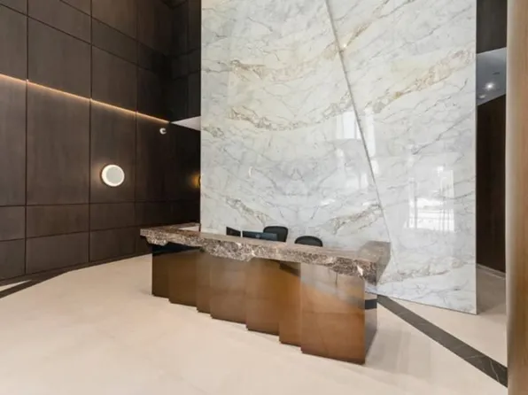 1500 Fern St #1507, North Vancouver, BC V7J 0A9