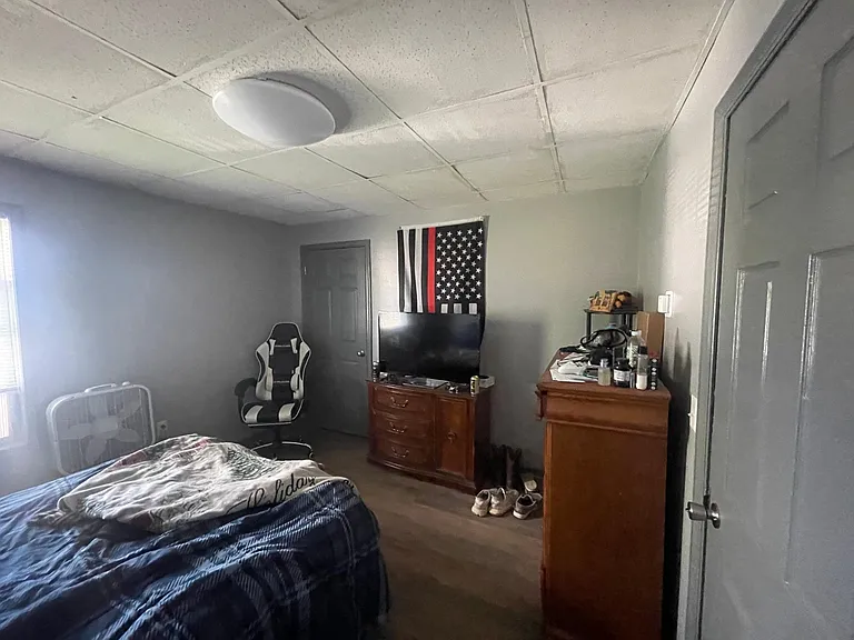 413 Stephenson St #B — Photo 6