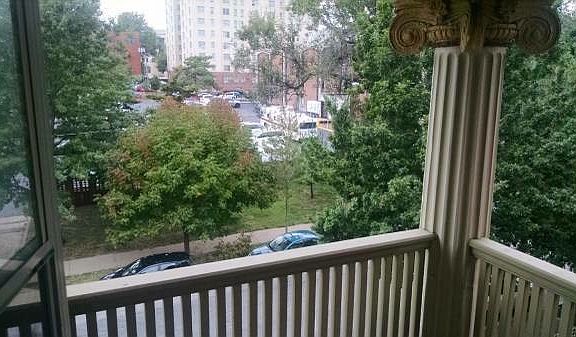 2nd image of 3517 Wyandotte St