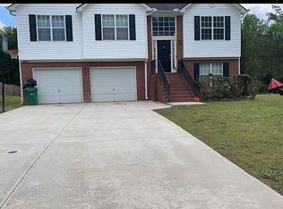 8528 Browns Mill Trce, Lithonia, GA 30038