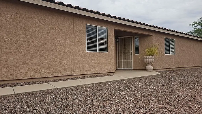 2174 W Roundwood Pl — Photo 21