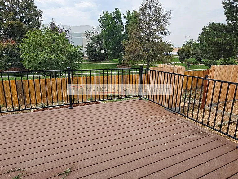 890 Lilac St — Photo 23